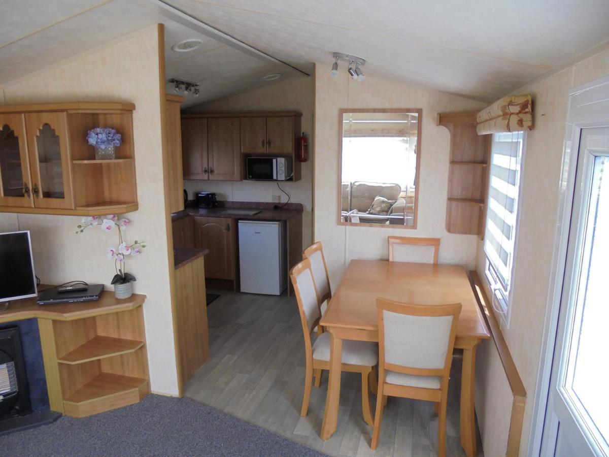 Waterside: Waterside Salisbury:- 6 Berth Large Wrap Around Veranda Ingoldmells Buitenkant foto